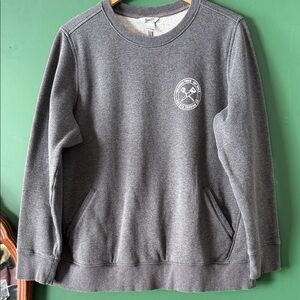 Duluth Trading Co Charcoal Mens L Sweatshirt with Emblem Pockets Utility